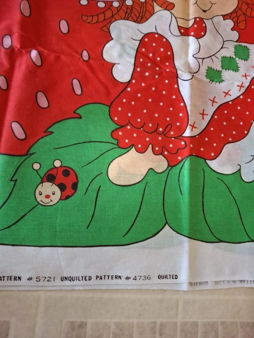 Vintage 1981 Strawberry Shortcake Quilt Fabric Panel Large Springs Mills 5721